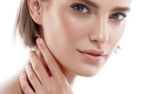 Complete Guide For Neck Skin Care