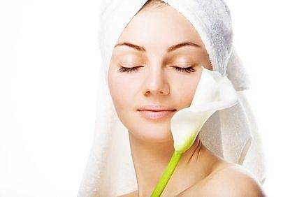 Significance of Facial for Younger Looking Skin