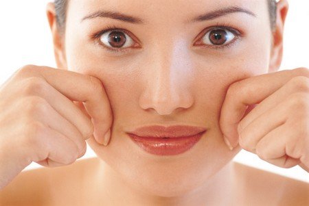 How to Make Healthy, Attractive and Soft Cheeks with Home Remedies