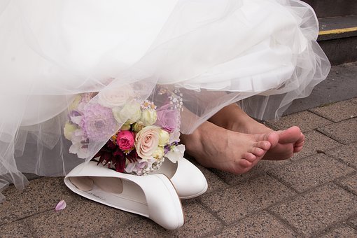 Home Remedies for Brides to Heal Aching feet