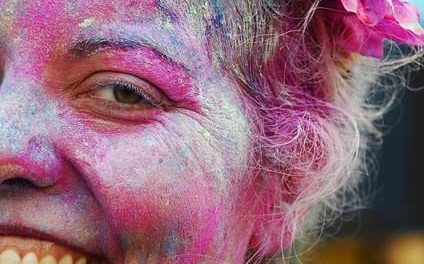 Homemade Beauty Treatments for Skin and Hair After Holi