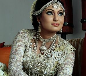 How to Look Divine this Karwa Chauth with Traditional Ensemble